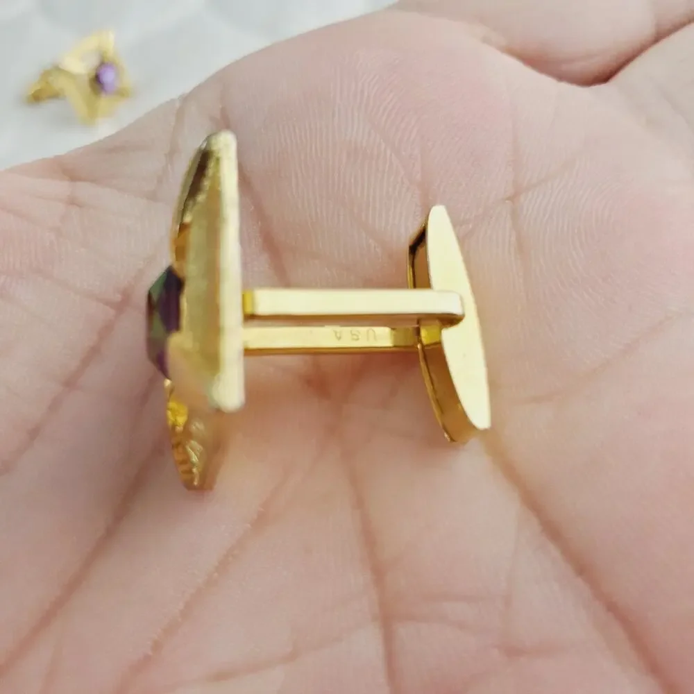 Vintage Square Shape Gold Tone Textured Cufflinks & Red Rhinestone Fashion Style